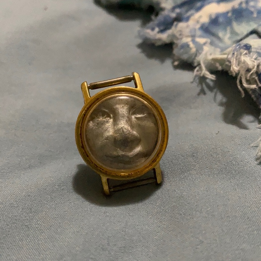 Adjustable ring
